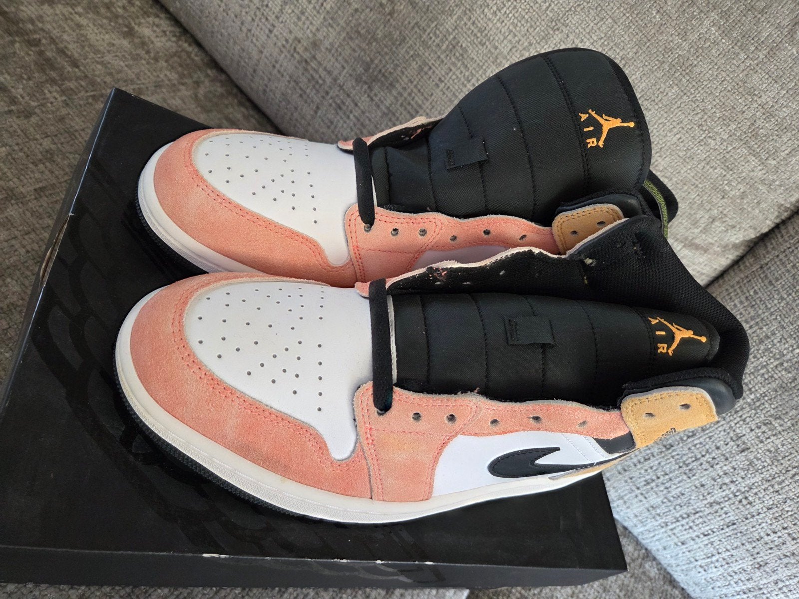 Nieuwe Special Edition Air Jordan 1 Mid - Magic Ember, Overige kleuren, Nike Jordan, Nieuw, Ophalen of Verzenden