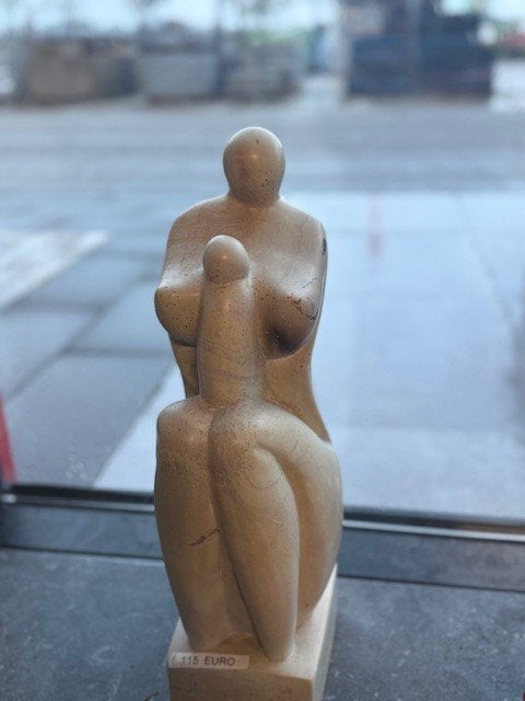 Natuursteen sculptuur - tuinbeeld, Ophalen of Verzenden, Zo goed als nieuw, Overige materialen, Overige typen