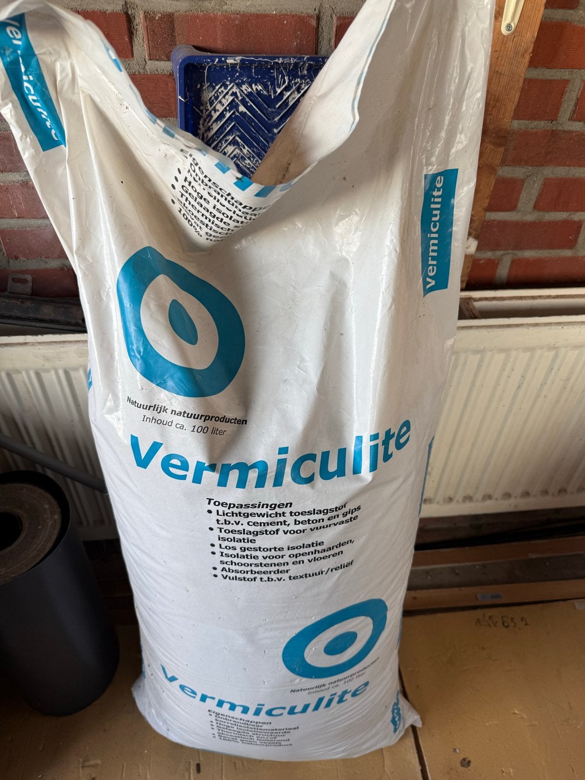 Vermiculite isolatie - 100 liter zak, Overige materialen, 12 cm of meer, Nieuw, Ophalen of Verzenden