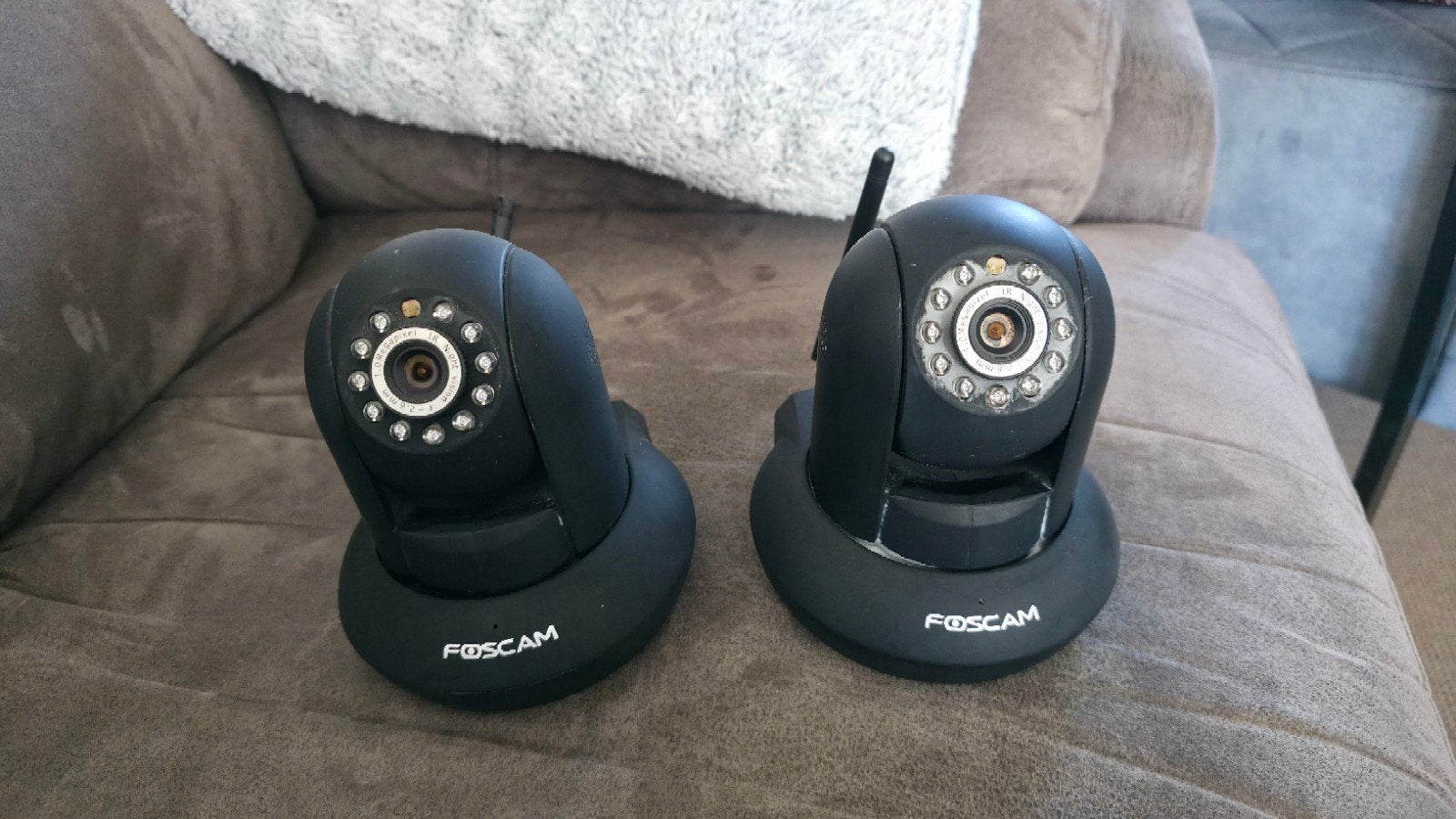 2 Foscam beveiligingscamera's met adapter, Ophalen, Gebruikt