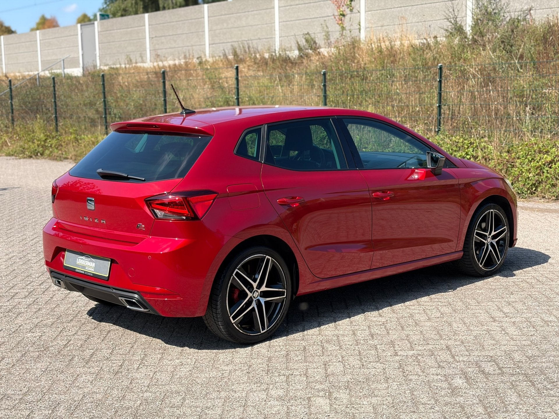 SEAT Ibiza 1.0 TSI FR 116PK I 6 BAK I CARPLAY I ALCANTARA I, Automatische klimaatregeling, Gebruikt, Ibiza, Origineel Nederlands