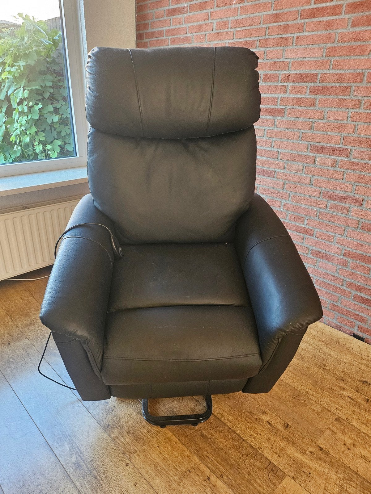 Z.g.a.n.Zwarte Leder Sta op Relaxfauteuil, Huis en Inrichting, Fauteuils, Ophalen