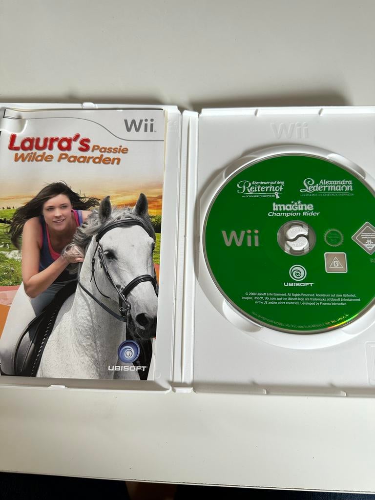 Laura's Passie Wilde Paarden Wii spel, Ophalen of Verzenden, Gebruikt