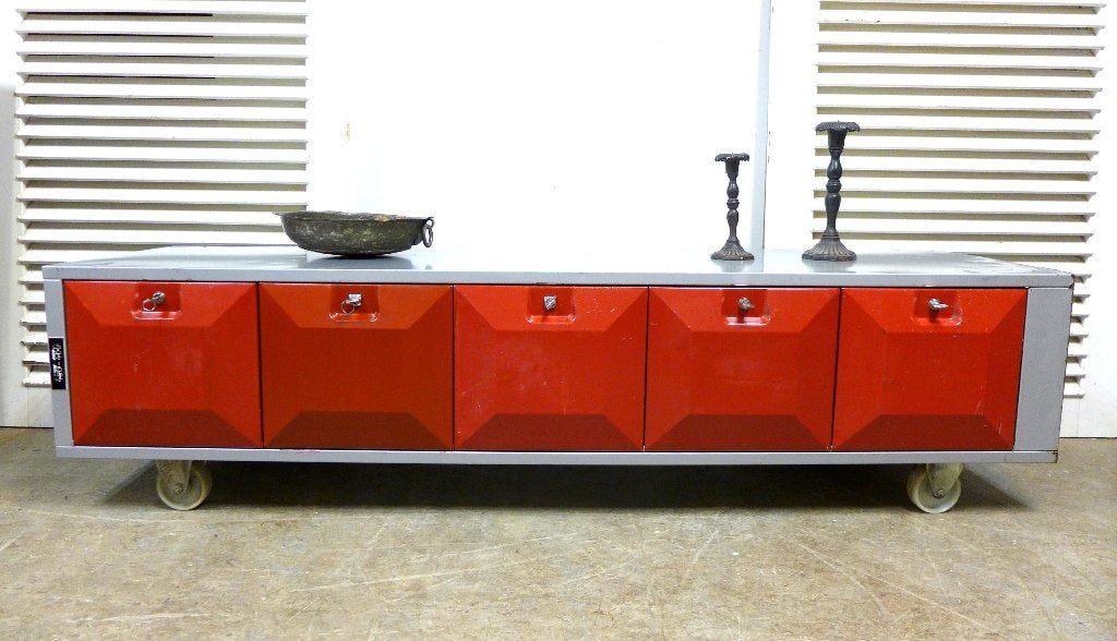 Prachtige industriele rode retro vintage  tv kast, Ophalen, 150 tot 200 cm, Onbekend, Zo goed als nieuw