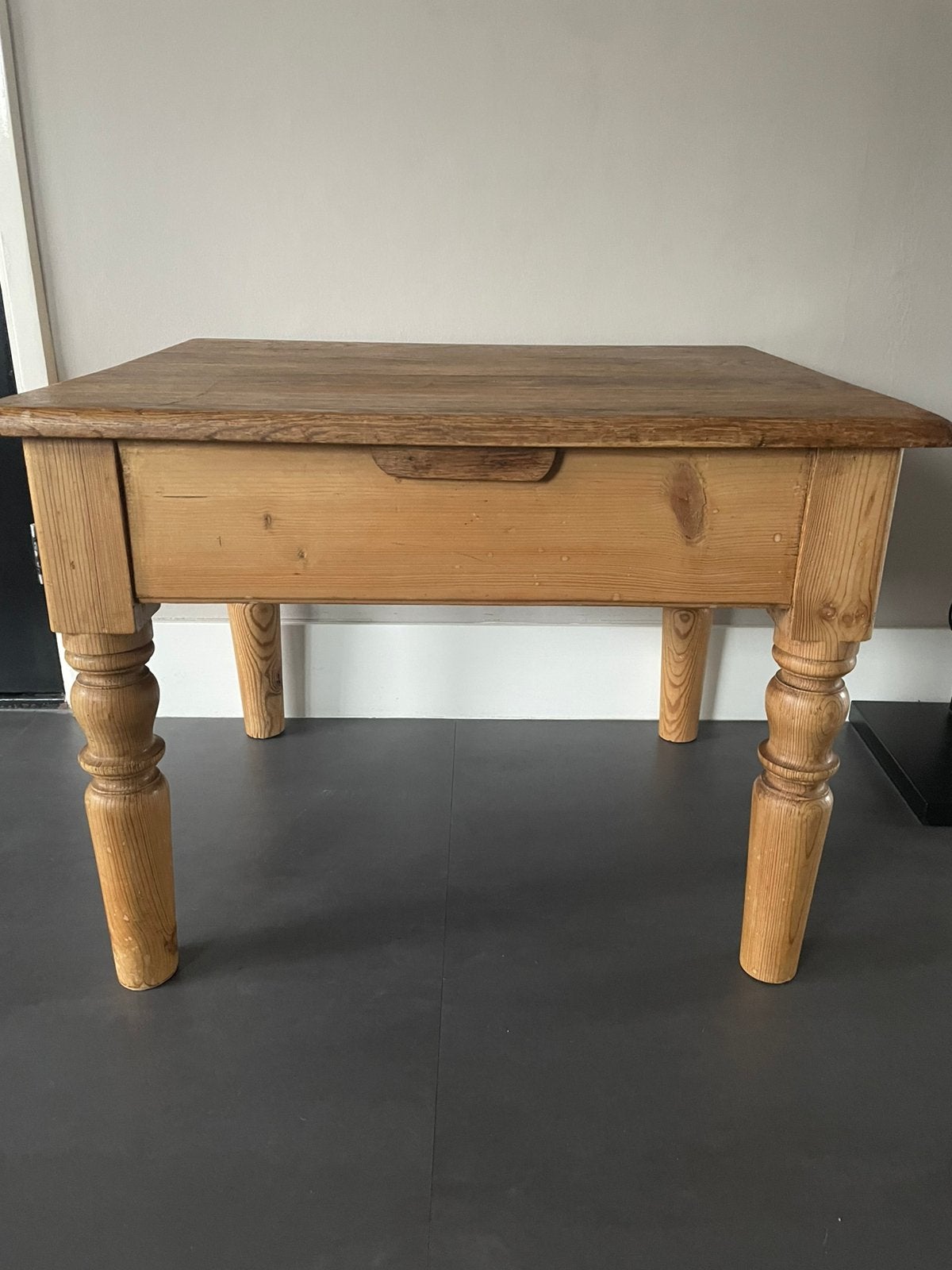 Bijzertafel grenen, Antiek en Kunst, Ophalen