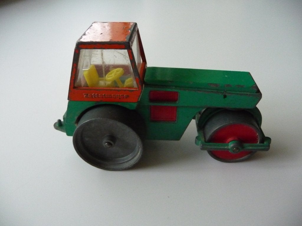 SIKU - ZETTELMEYER DREIRADWALZE V299 - made in Germany, Ophalen of Verzenden, Gebruikt, Overige typen