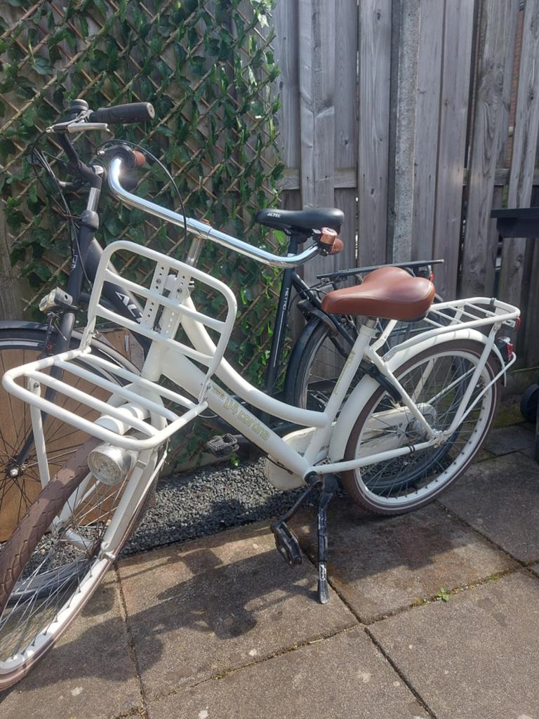 Mooie Cortina U4 meisjesfiets, Ophalen, Terugtraprem, Handrem, Cortina