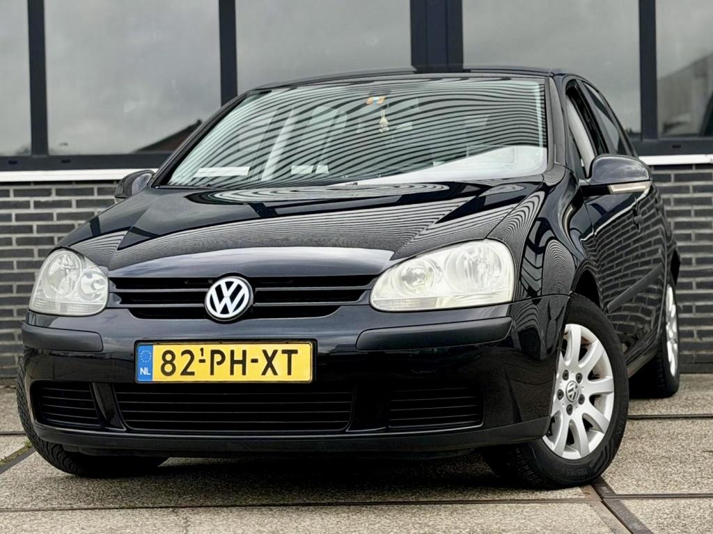 Volkswagen Golf 1.6 Comfortline (bj 2004), Metallic lak, Stof, Gebruikt, 4 cilinders