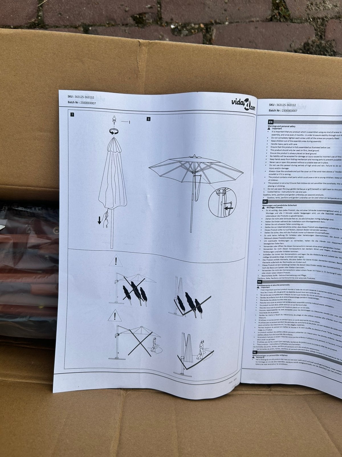Parasol - Tuinparasol - Groen - Bruin Frame - Kantelbaar, Kantelbaar, Ophalen of Verzenden, Zo goed als nieuw, Parasolvoet