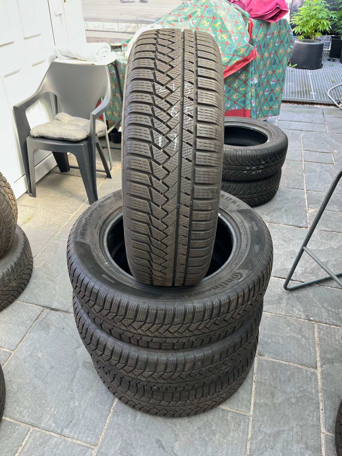 4x Continental Winterbanden 215/65 R17 99H M+S (DOT 0218), Auto-onderdelen, Banden en Velgen, Ophalen, 17 inch, Winterbanden, Band(en)