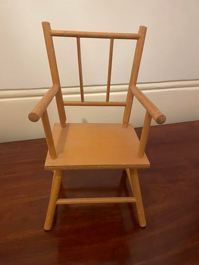 Poppenstoeltje vintage, Ophalen of Verzenden, Gebruikt, Babypop