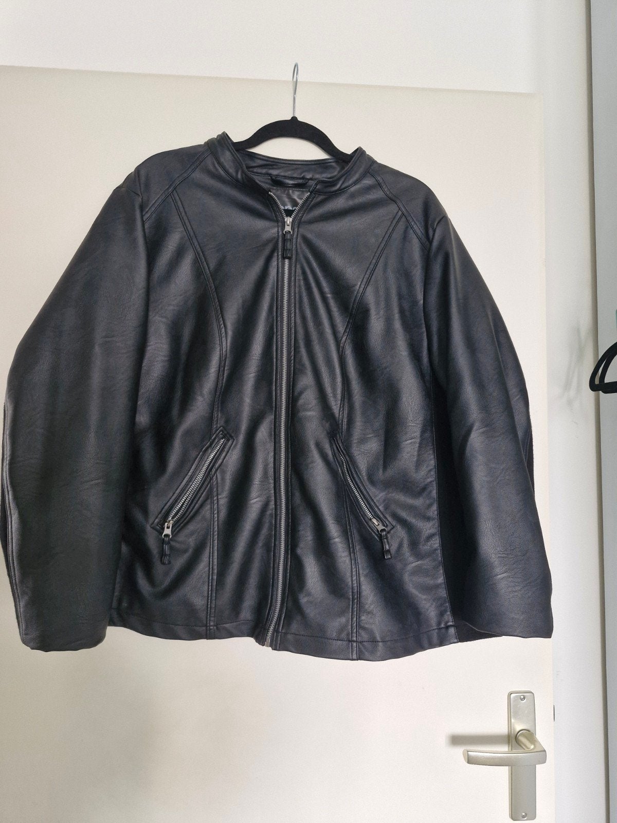 Zwarte kunstleren bomberjack van BPC Collection, maat 52, Ophalen of Verzenden, Gedragen, Maat 46/48 (XL) of groter, Zwart