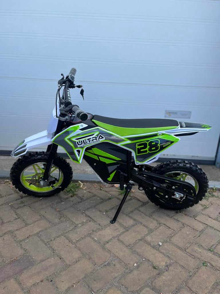 Foto 8 van Stoere Elektrische Kinder Quad & Crosser! Race met vrienden