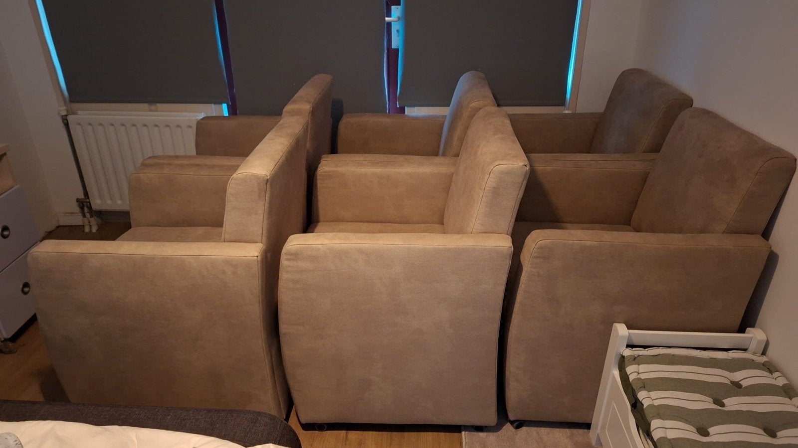 Comfortabele fauteuils met wielen- ZGAN !(Bilthoven), Ophalen, Bruin, Zo goed als nieuw, Stof