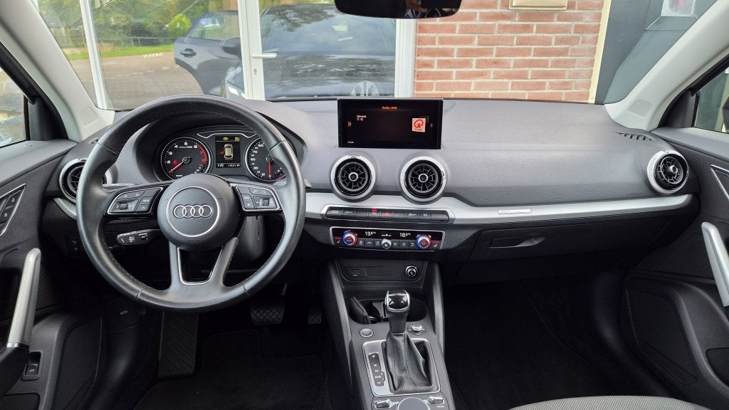 Audi Q2 35 TFSI S edition, Stoelverw, Trekhaak (bj 2021), Auto's, Stof, 4 cilinders, 150 pk, Bedrijf