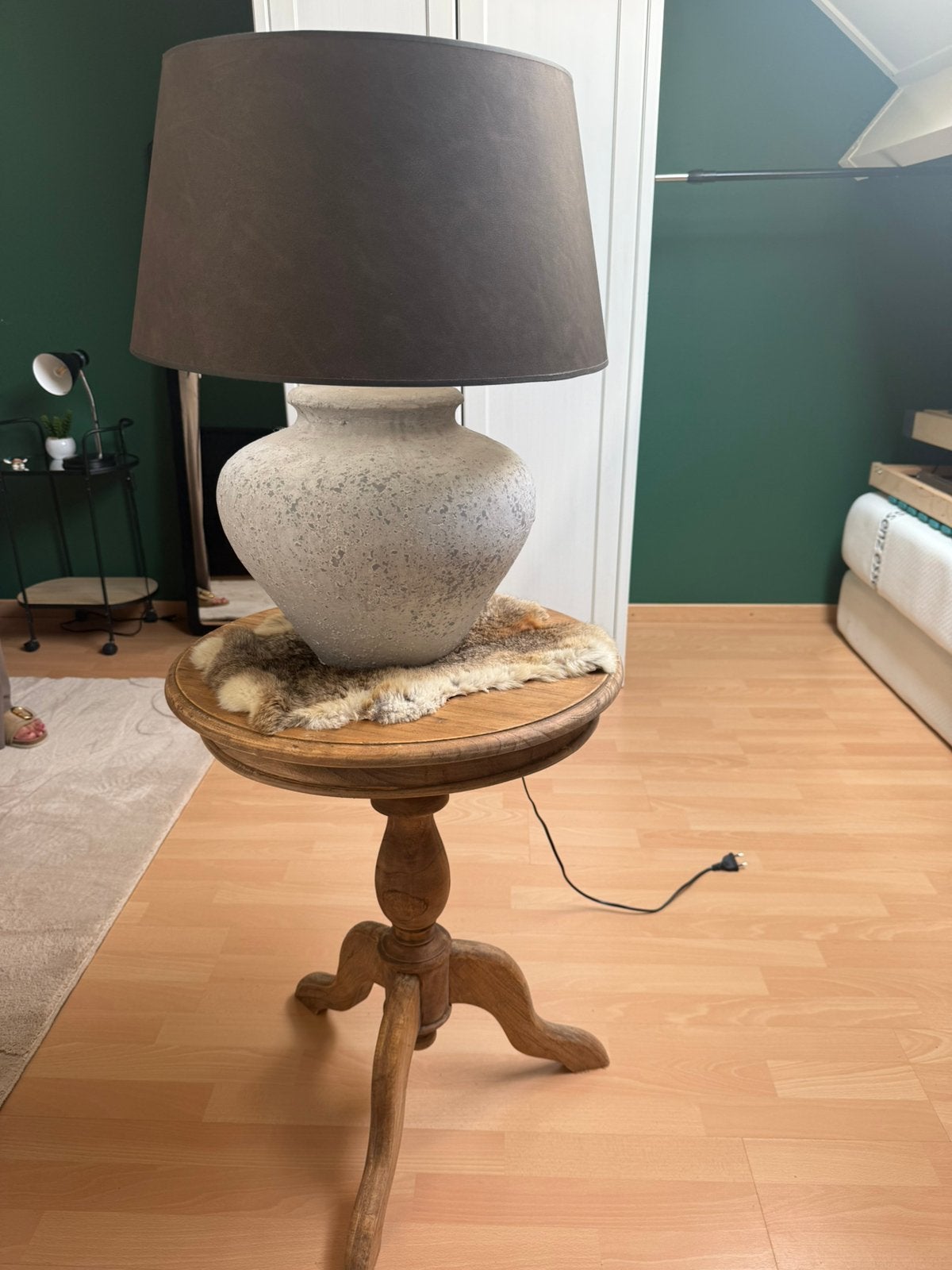 Mooi tafeltje met lamp, Huis en Inrichting, Lampen | Vloerlampen, Ophalen, Gebruikt, Minder dan 100 cm