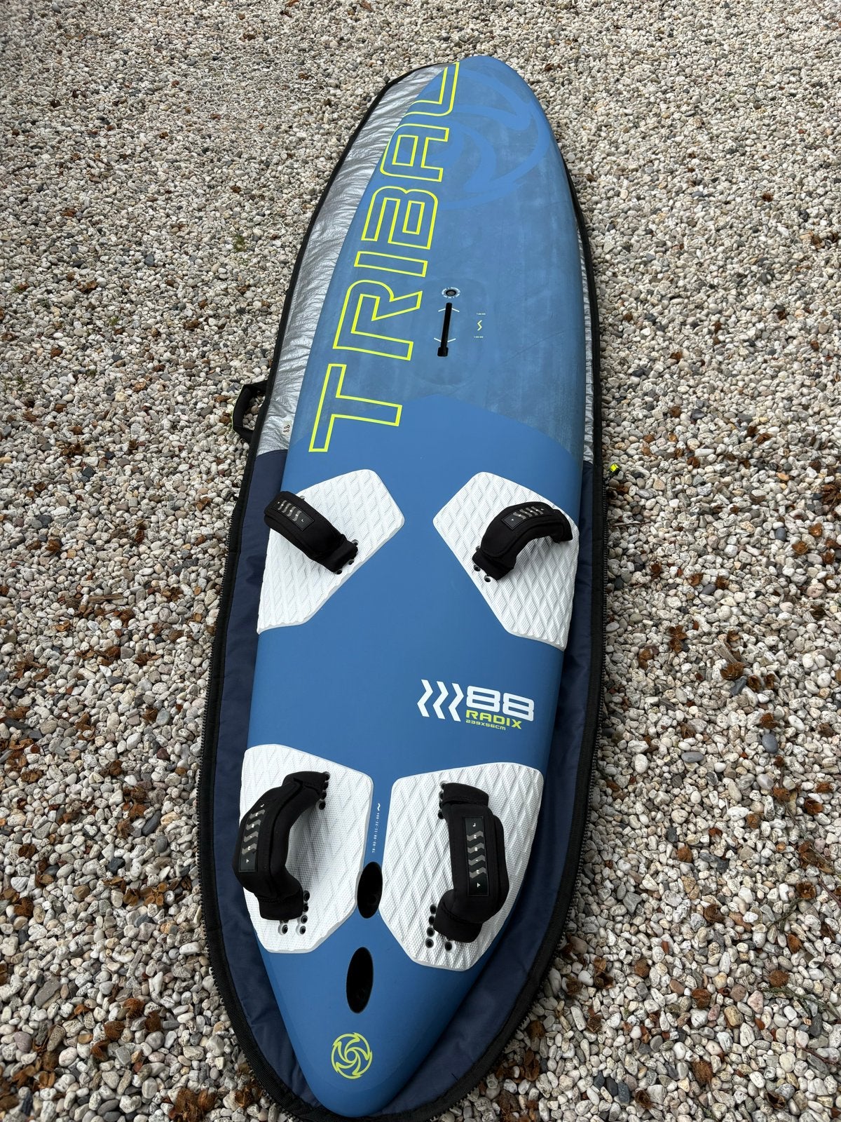 Tribal Radix 88-Nieuw-, Watersport en Boten, Met voetbanden, Minder dan 250 cm, Nieuw, Plank