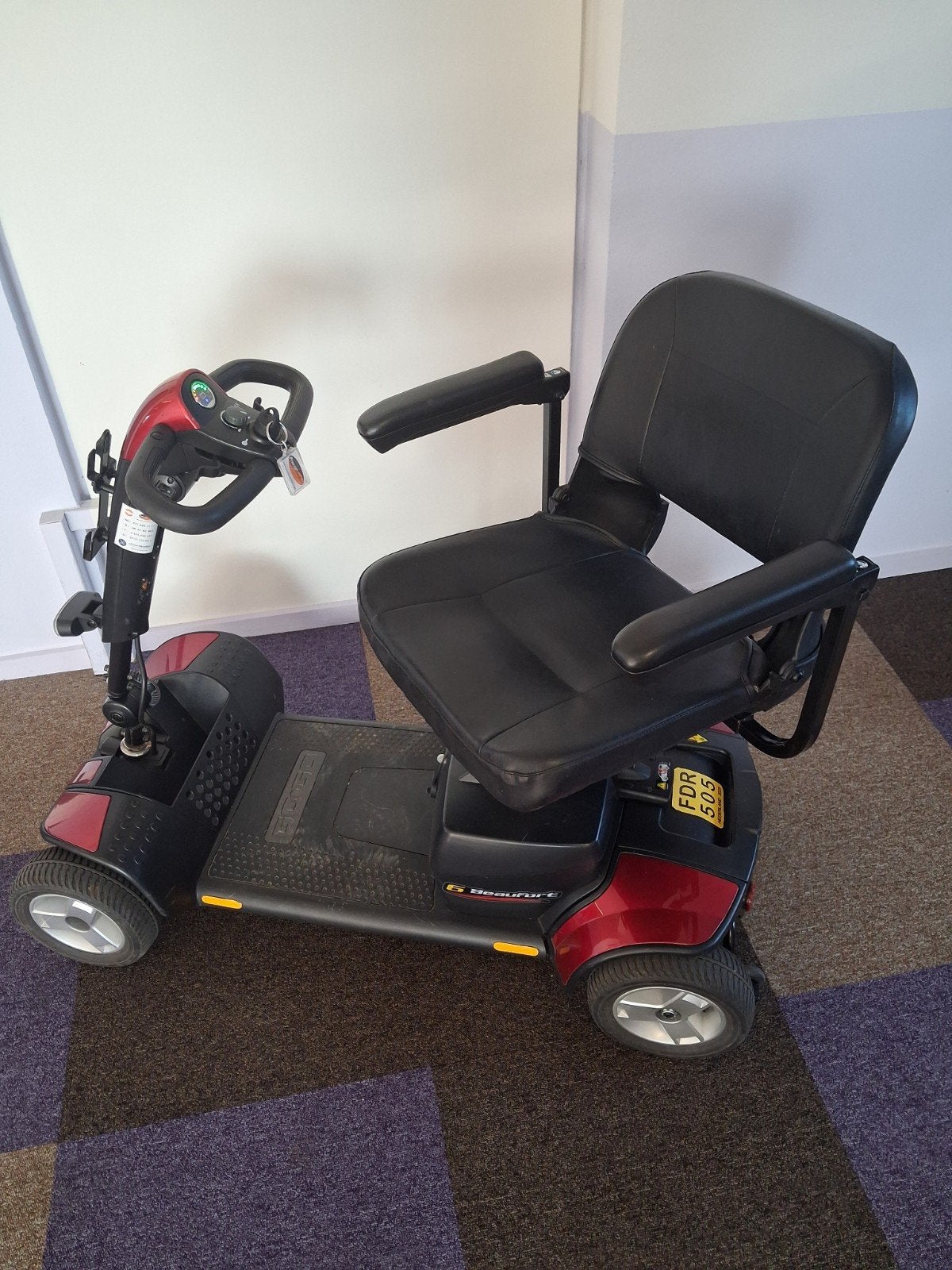 mooie uitneembare scootmobiel, Diversen, Brommobielen en Scootmobielen, Ophalen, 10 km/u of minder