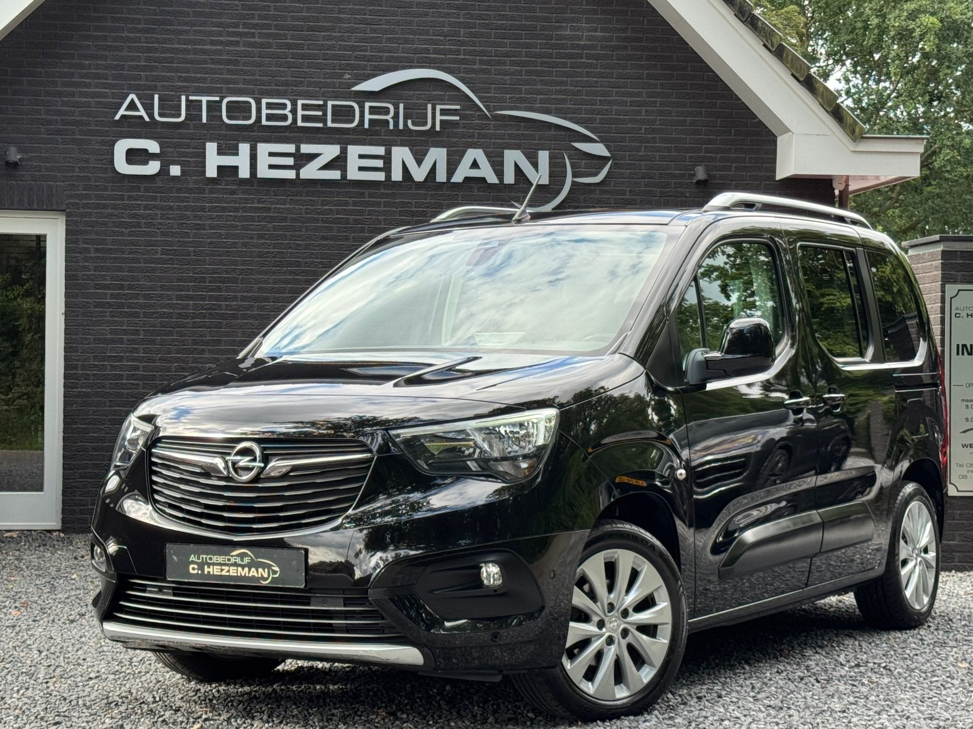 Opel Combo 1.2 Turbo 110PK 1e eig DealerOH Panoramadaken Nie, Voorwielaandrijving, Stof, Gebruikt, 1199 cc