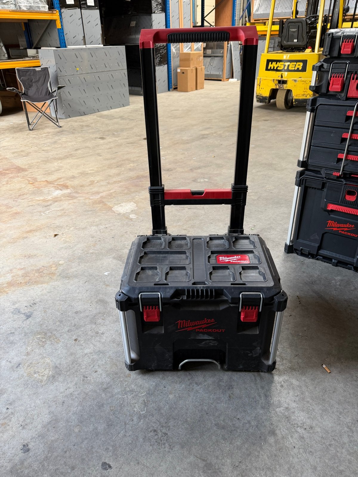 Milwaukee Packout Gereedschapskist met Trolleyfunctie, Doe-het-zelf en Verbouw, Ophalen, Gebruikt, Gereedschapsopslag, Milwaukee