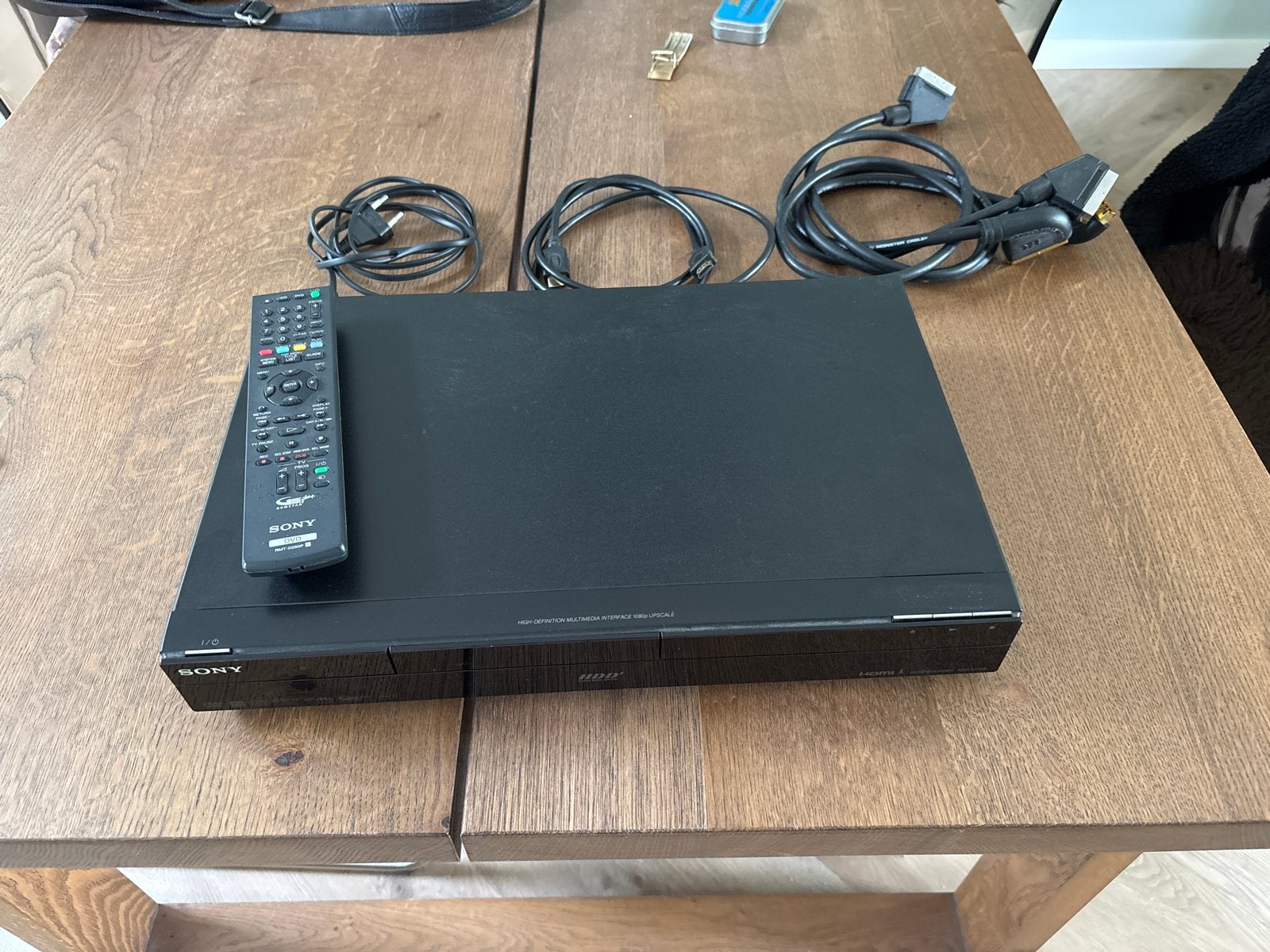 Sony RDR-AT105 DVD Recorder/HDD/ HDMI /Afstandsbediening, Gebruikt, Met harddisk, Dvd-recorder, Ophalen of Verzenden