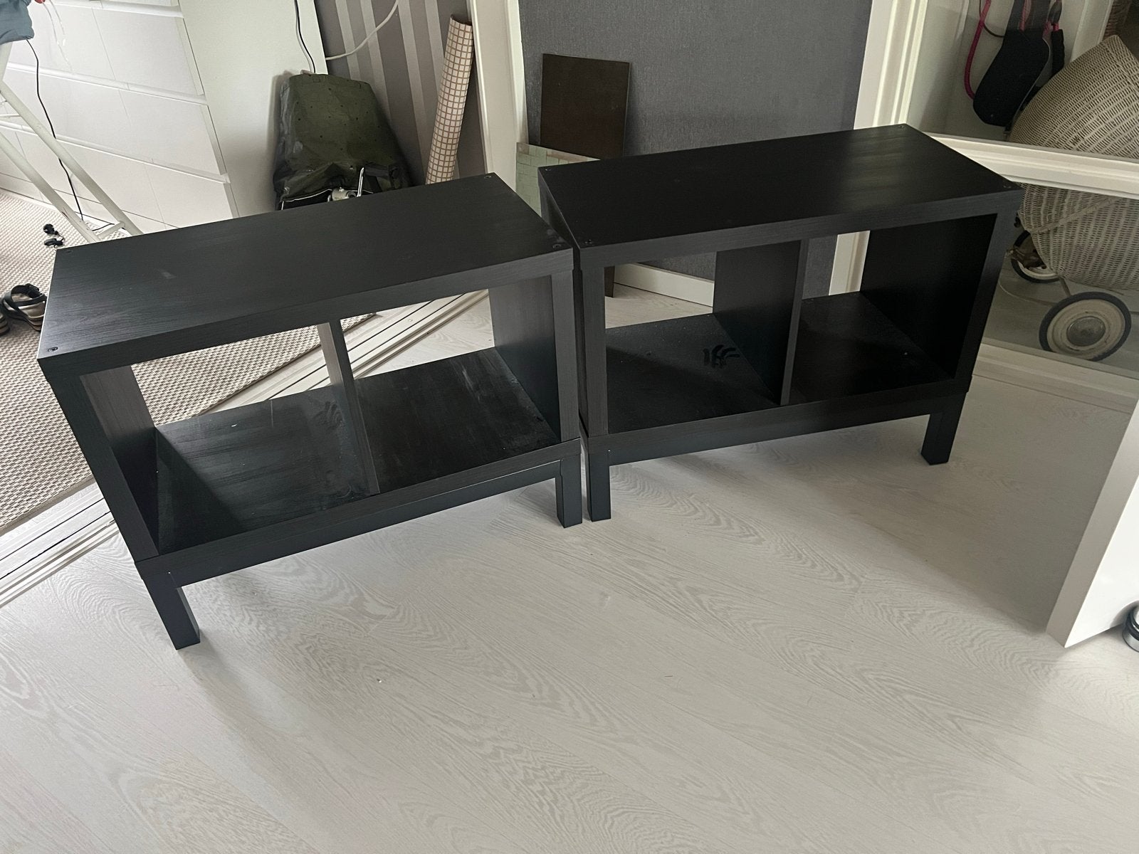 2x IKEA Kallax kast met onderstel, zwartbruin, Ophalen, Gebruikt