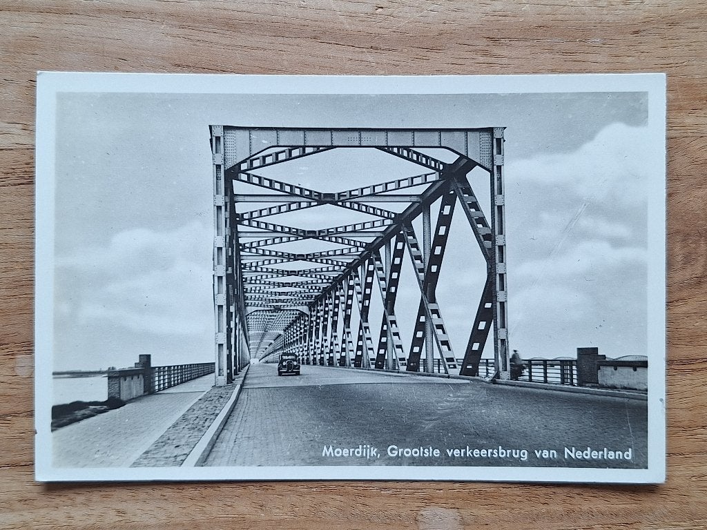 ak Moerdijk Moerdijkbrug grootste verkeersbrug Nederland, Verzamelen, Ophalen of Verzenden, 1940 tot 1960, Gelopen, Noord-Brabant