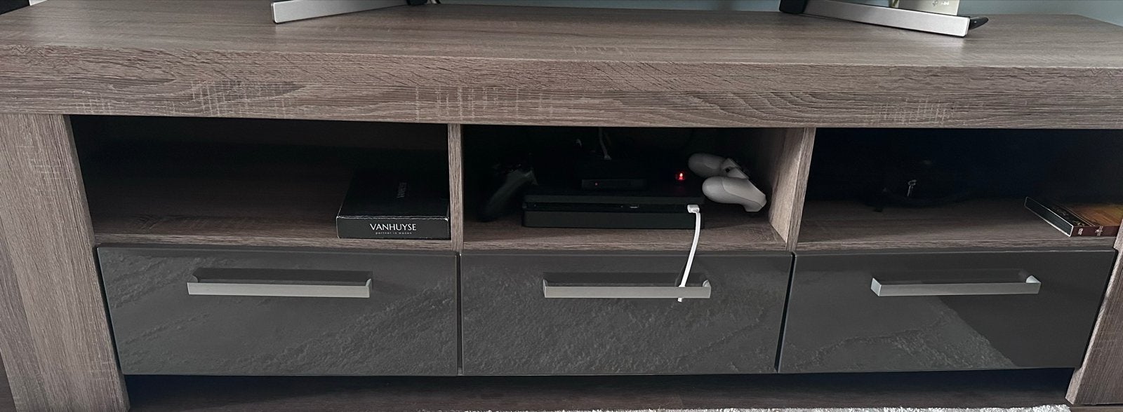 Moderne Woonkamer Set: TV-meubel en Vitrinekast, Ophalen, Zo goed als nieuw, 150 tot 200 cm, 25 tot 50 cm