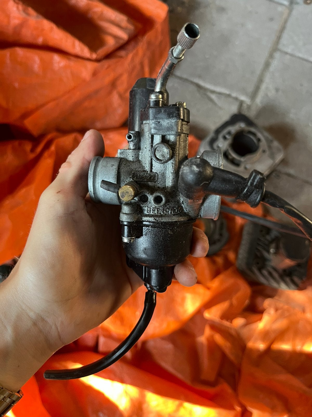Dellorto 22mm carburateur incl sproeiersetje, Ophalen of Verzenden, Zo goed als nieuw, Carburateur