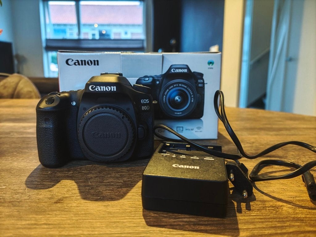 Foto 10 van Canon EOS 80D – zeer nette staat – originele doos & oplader