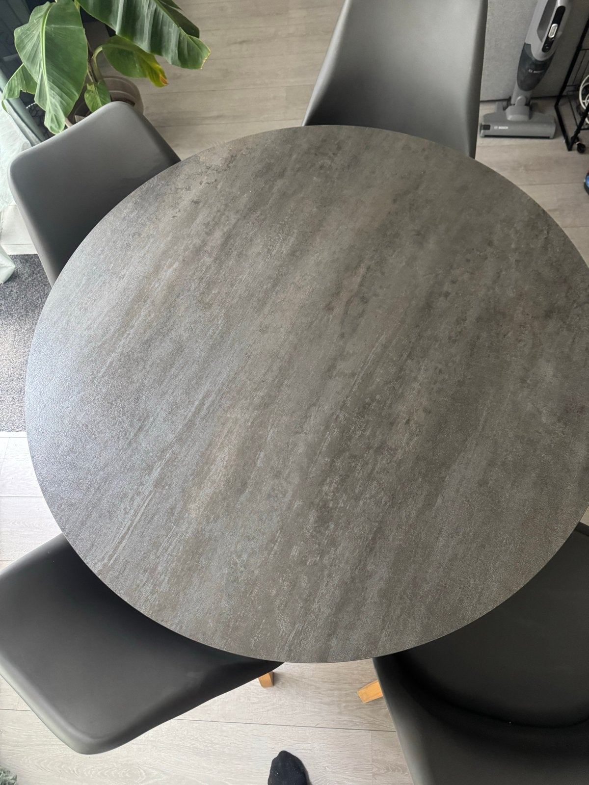 Moderne ronde eettafel met 4 stoelen, Ophalen, Kunststof, 100 tot 150 cm, Rond