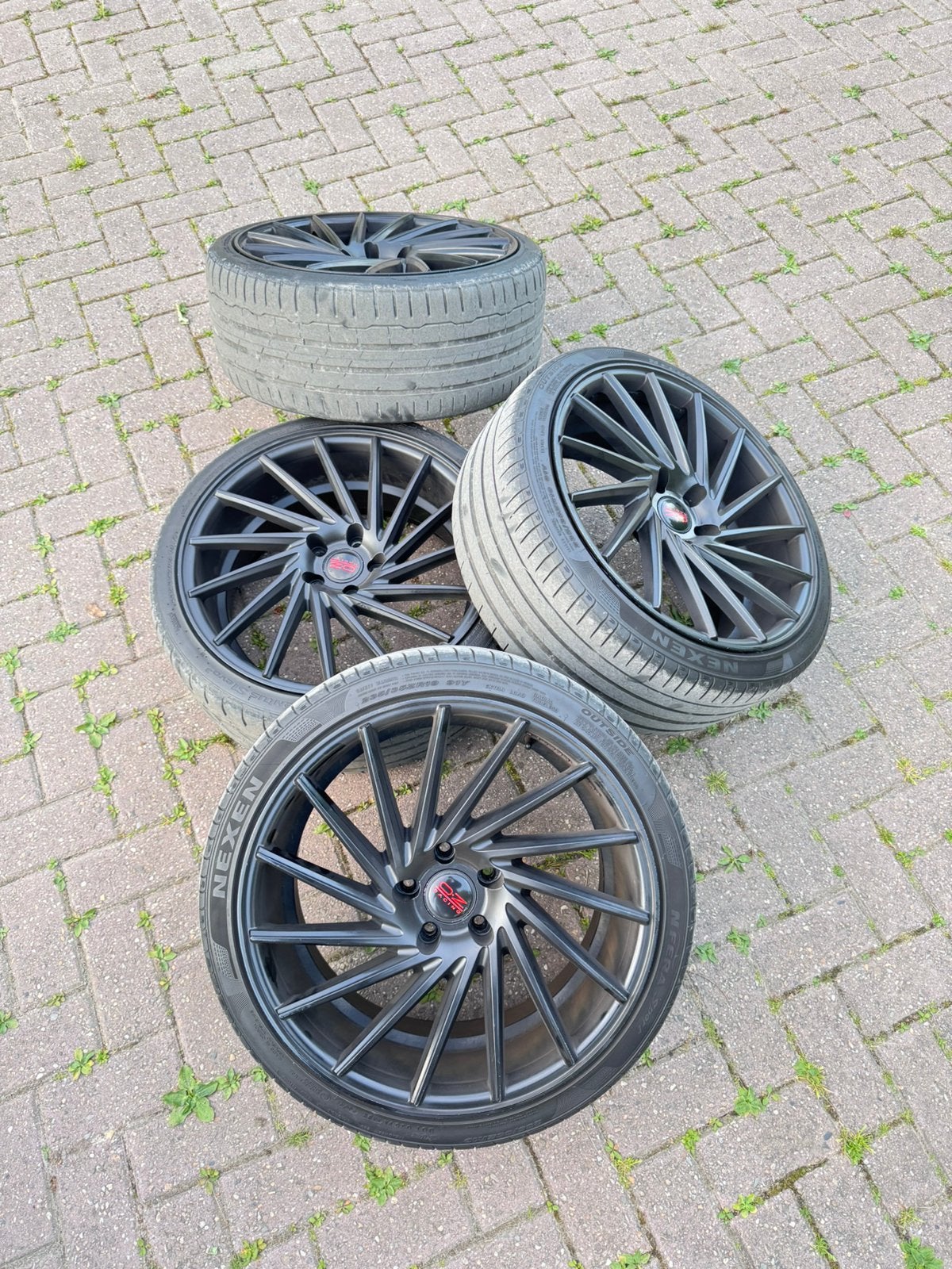 autowielen 235.35R19middelpunt5.112, Gebruikt, 235 mm, Band(en), Personenwagen