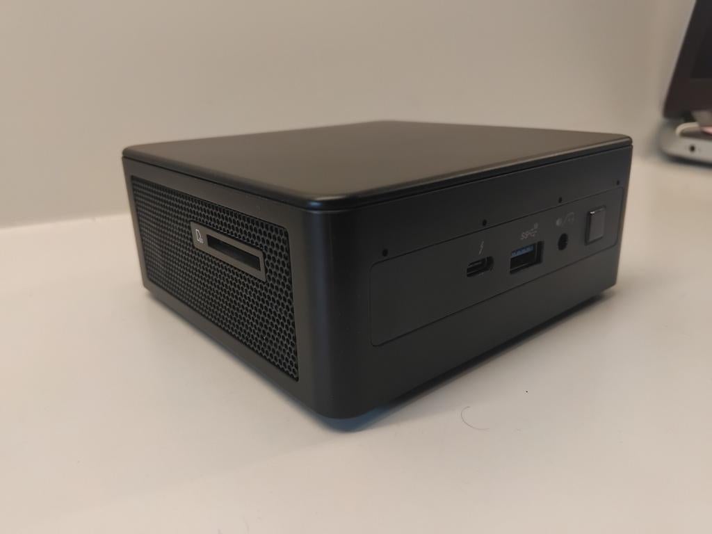 Z.g.a.n. Nuc PC i3 11th / 8 GB / 256 SSD / UHD / W11 Office, Computers en Software, Desktop Pc's, 256 GB, 8 GB, Intel NUC, Ophalen of Verzenden