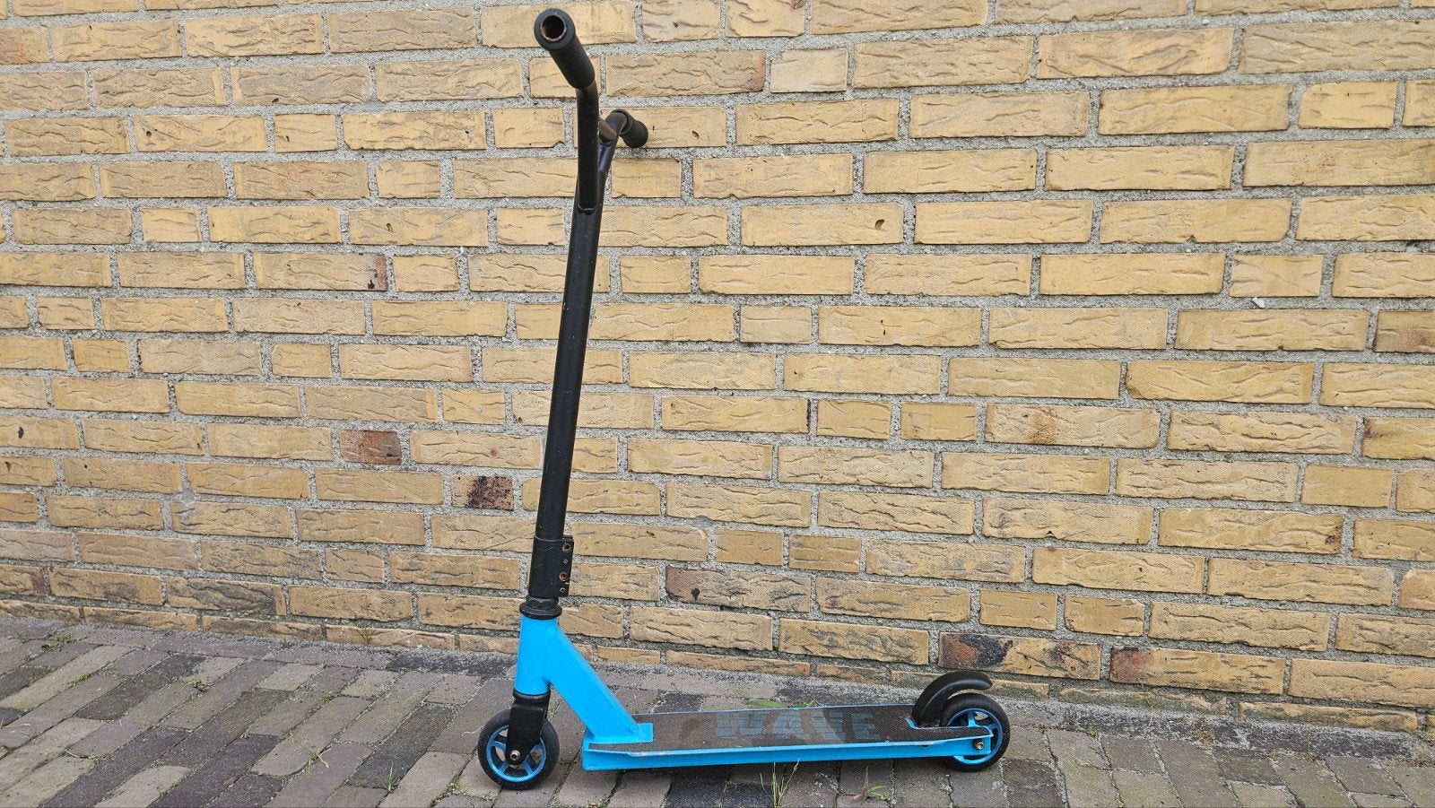 Wave step - Blauw/Zwart - Gebruikt, Ophalen, Gebruikt, Gewone step, Wave