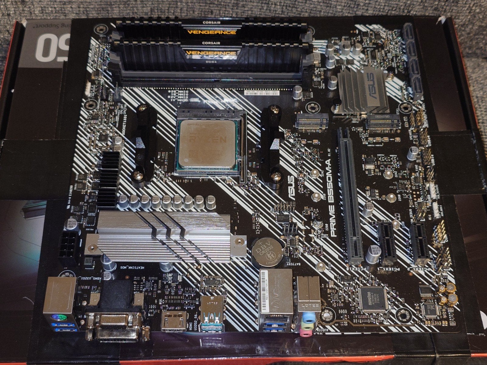 AM4 Upgradeset | 5600X | B550M-A | 16 GB 3600MHz CL18, Computers en Software, Moederborden, Ophalen, DDR4, Zo goed als nieuw, Micro-ATX