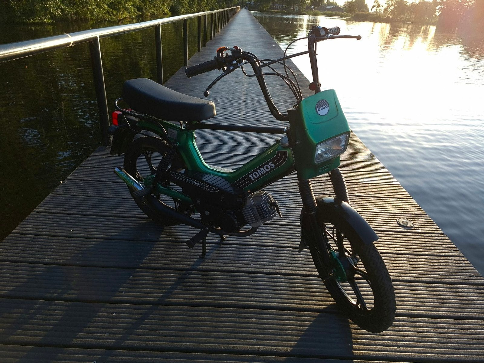 Tomos A35 65cc metallic groen zwart, Fietsen en Brommers, Brommers | Tomos, Ophalen, 65 cc, Zo goed als nieuw, 2 versnellingen