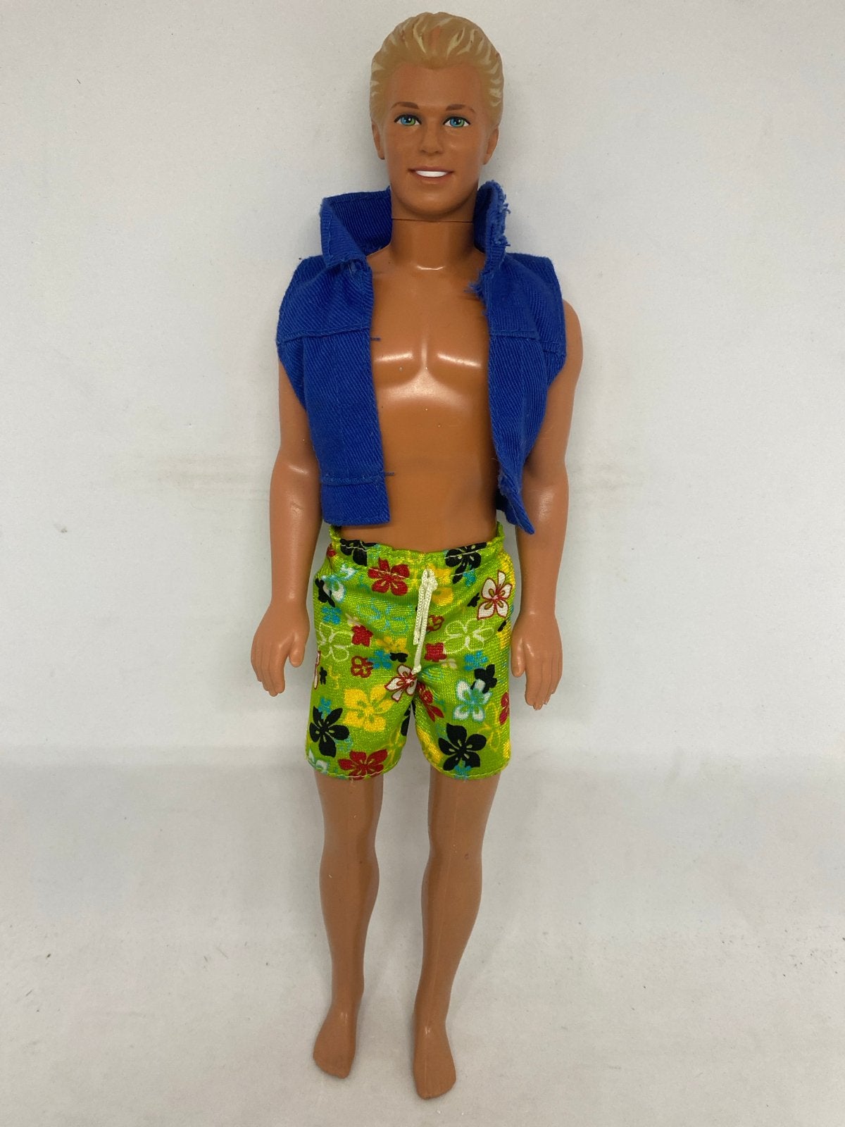 Vintage 1999 Mattel Hawaii Ken pop, Kinderen en Baby's, Barbie, Gebruikt, Compliance@mattel.com, Ophalen of Verzenden