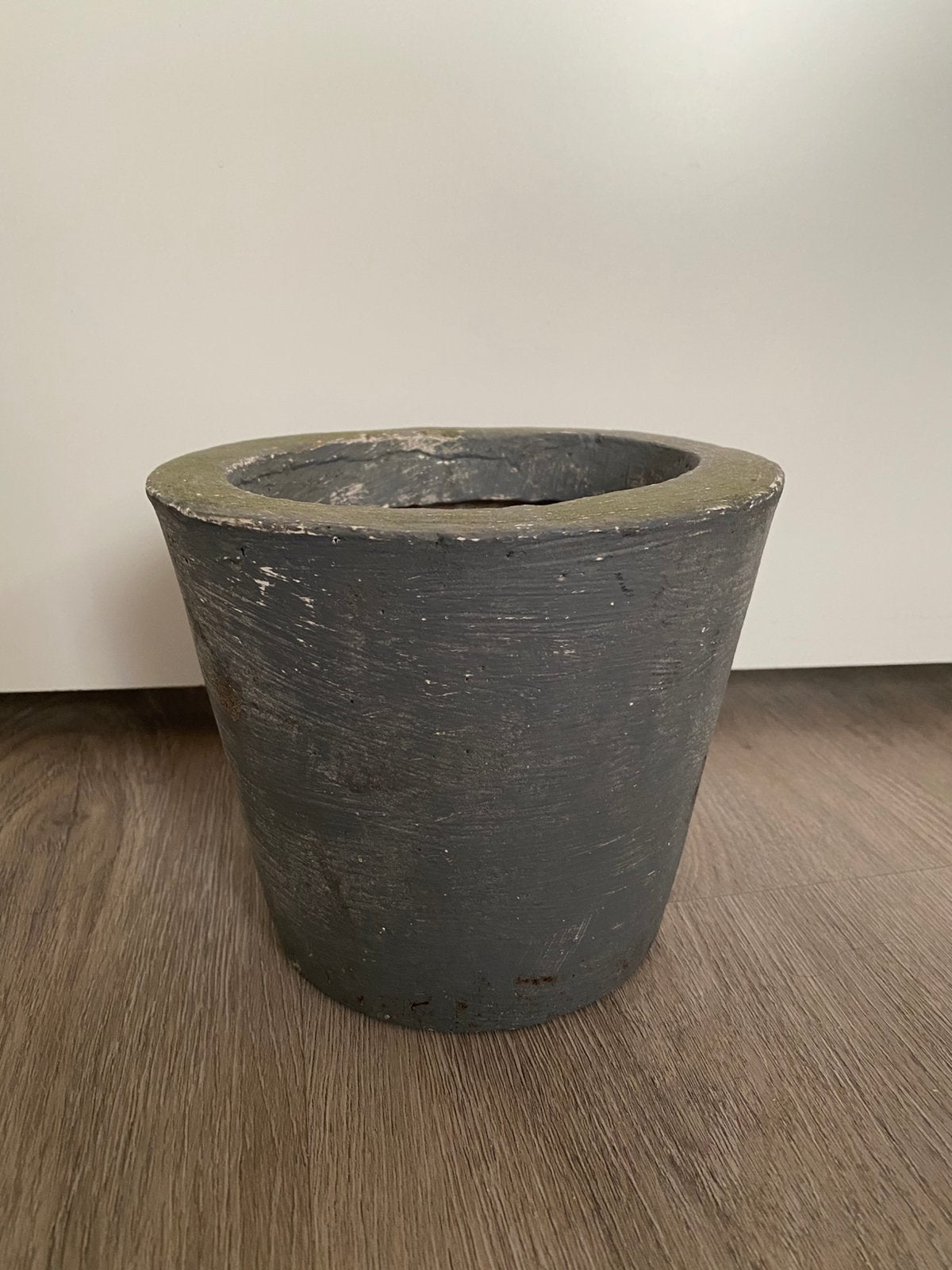 Leuke bloempot, Ophalen, Rond, Zo goed als nieuw, Aardewerk