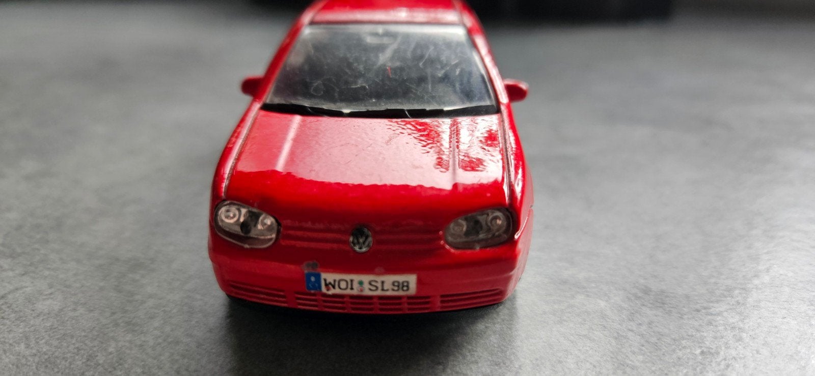 Welly VW Golf GTI modelauto rood, Ophalen of Verzenden, Gebruikt