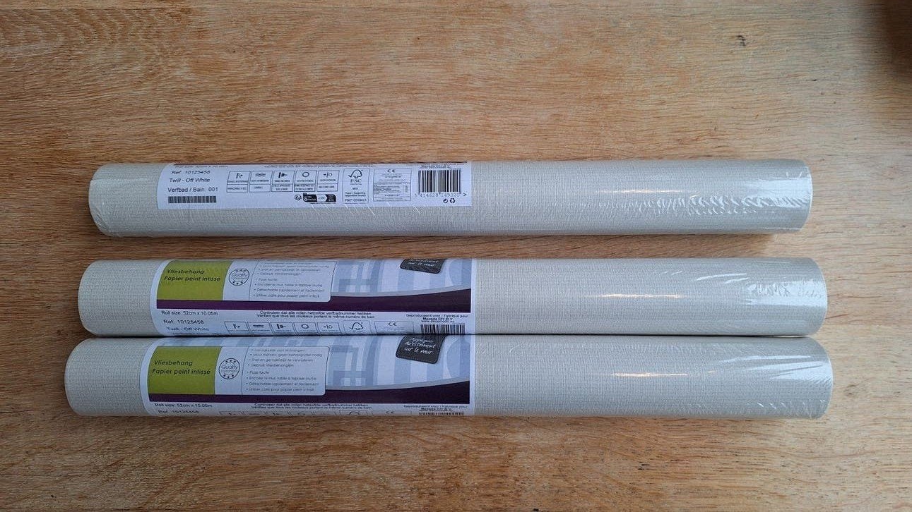 Off-white Behang Praxis Nieuw 15 rollen., Huis en Inrichting, Stoffering | Behang, Ophalen, 75 m² of meer, Wit, Modern