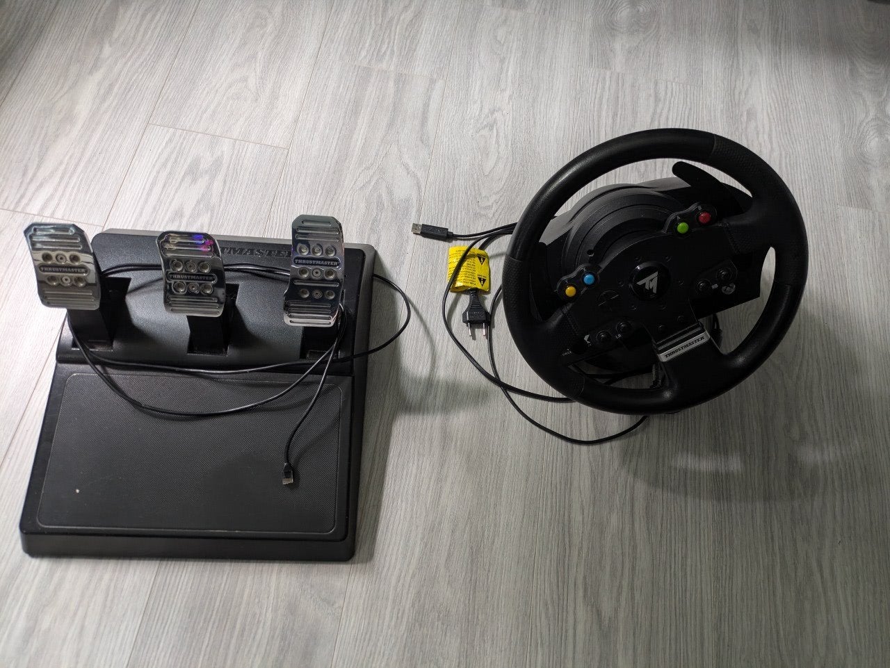 Force feedback thrustmaster stuur met pedalen, Racestuur, Gebruikt, Xbox, Ophalen of Verzenden