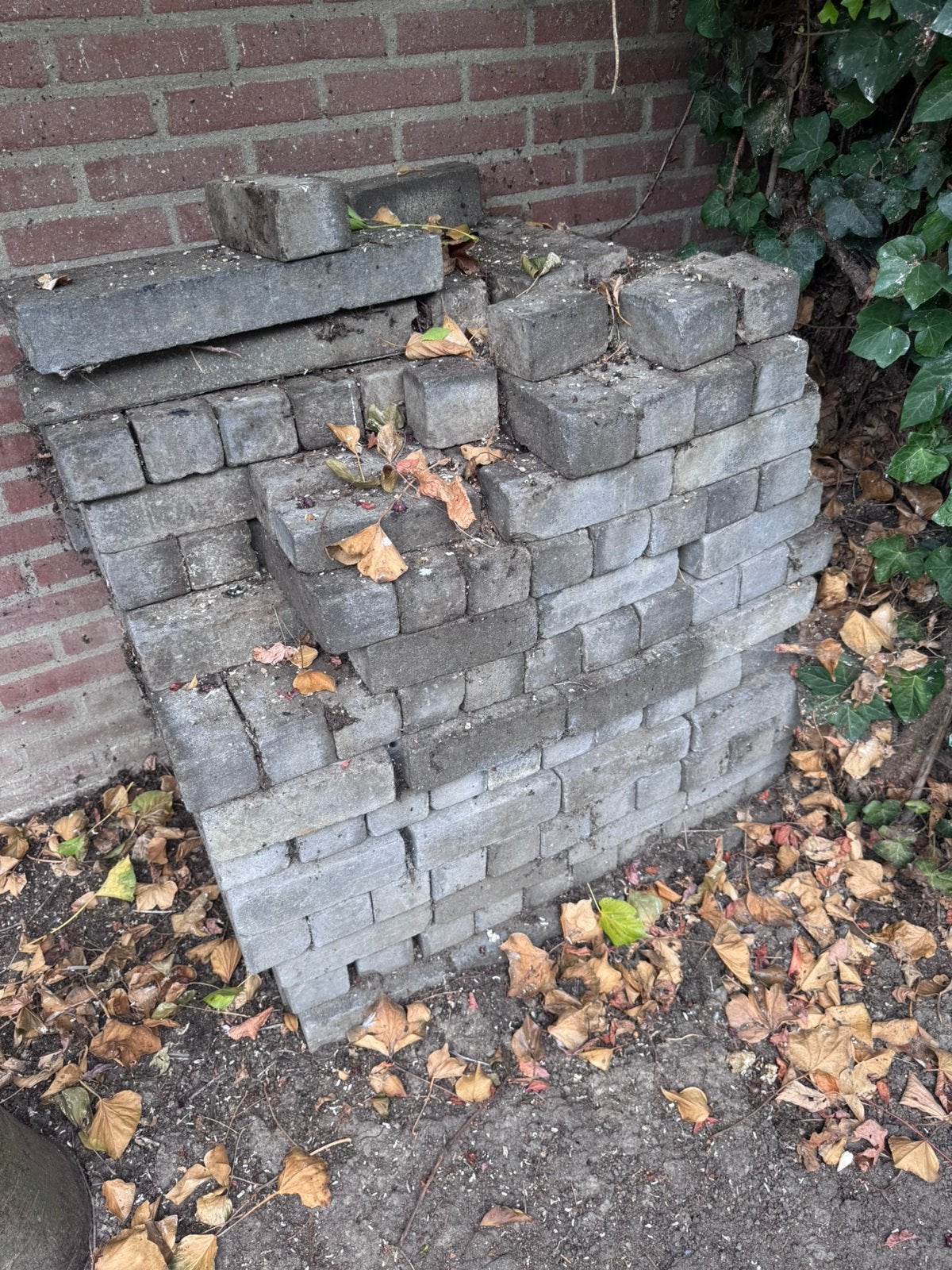Tuintegels grijs gratis ophalen., Ophalen, Gebruikt, 5 tot 10 m², Beton