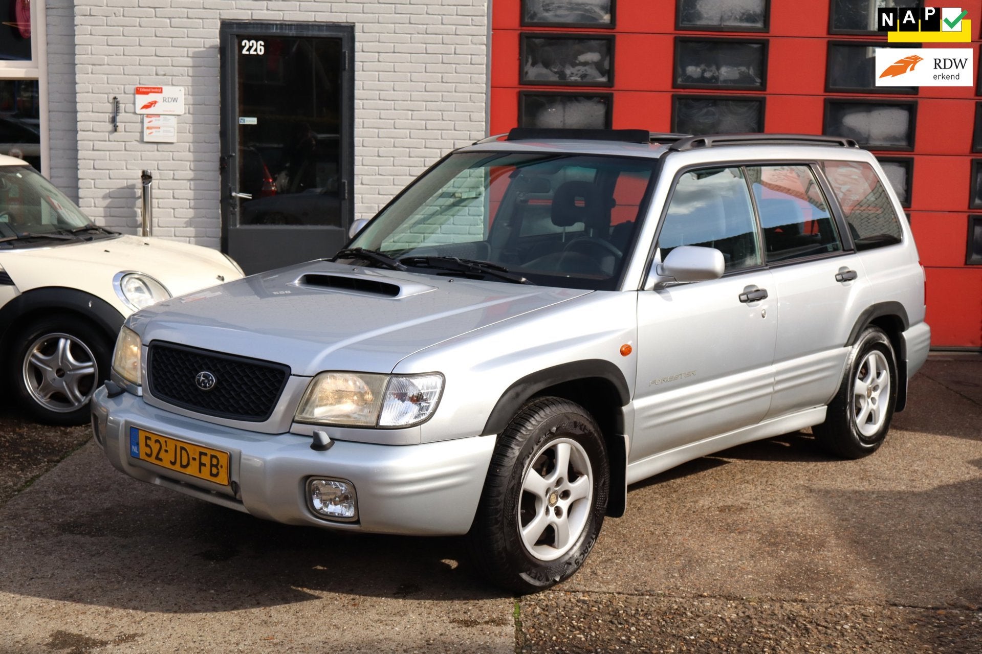 Subaru Forester 2.0 AWD XT AUTOMAAT , 4x4 , PANO, 177 PK, Auto's, 4 cilinders, Origineel Nederlands, Forester, Vierwielaandrijving