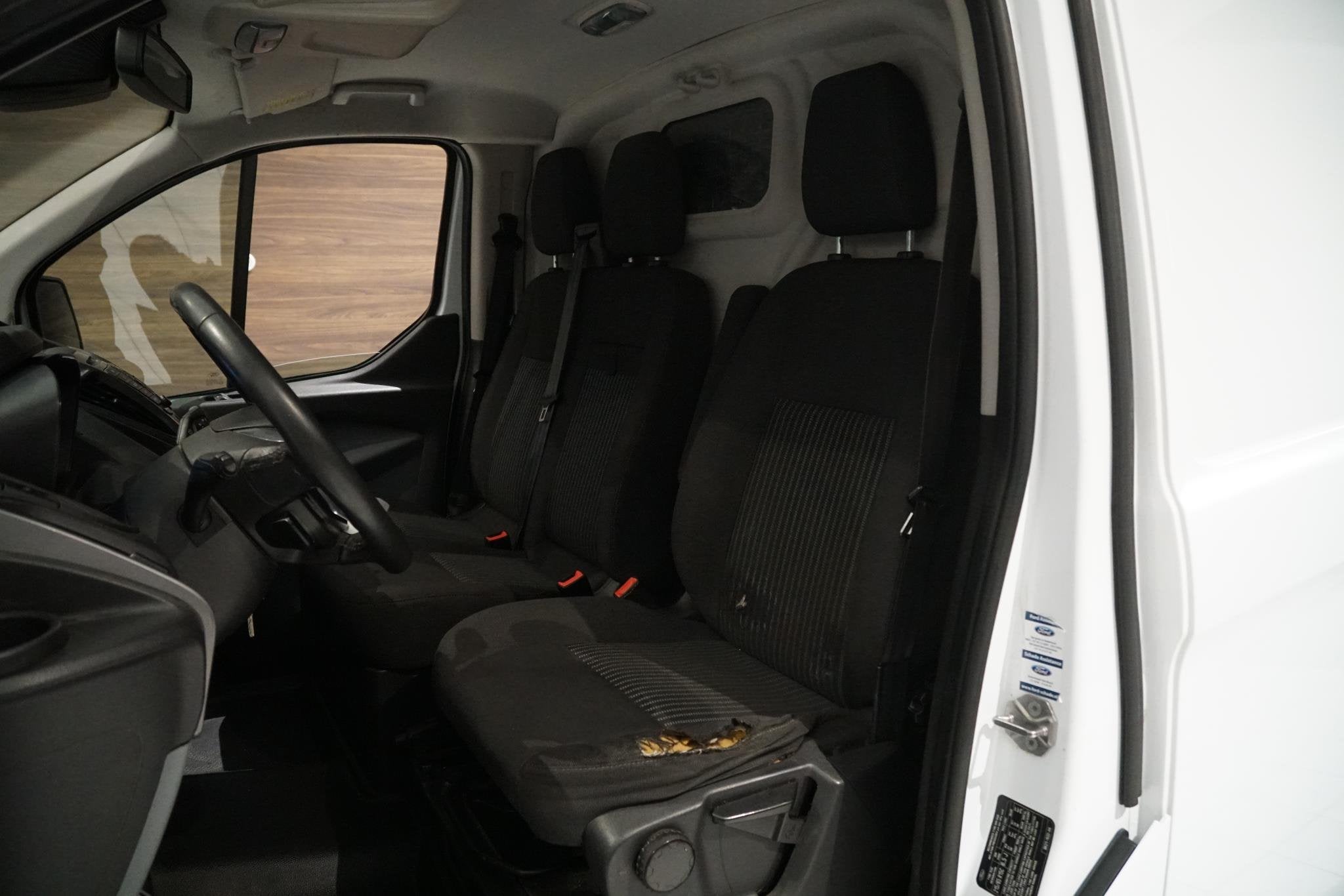 Ford Transit Custom 270 2.2 TDCI L1H1 Trend + TREKHAAK / BET, Voorwielaandrijving, Euro 5, Gebruikt, 4 cilinders