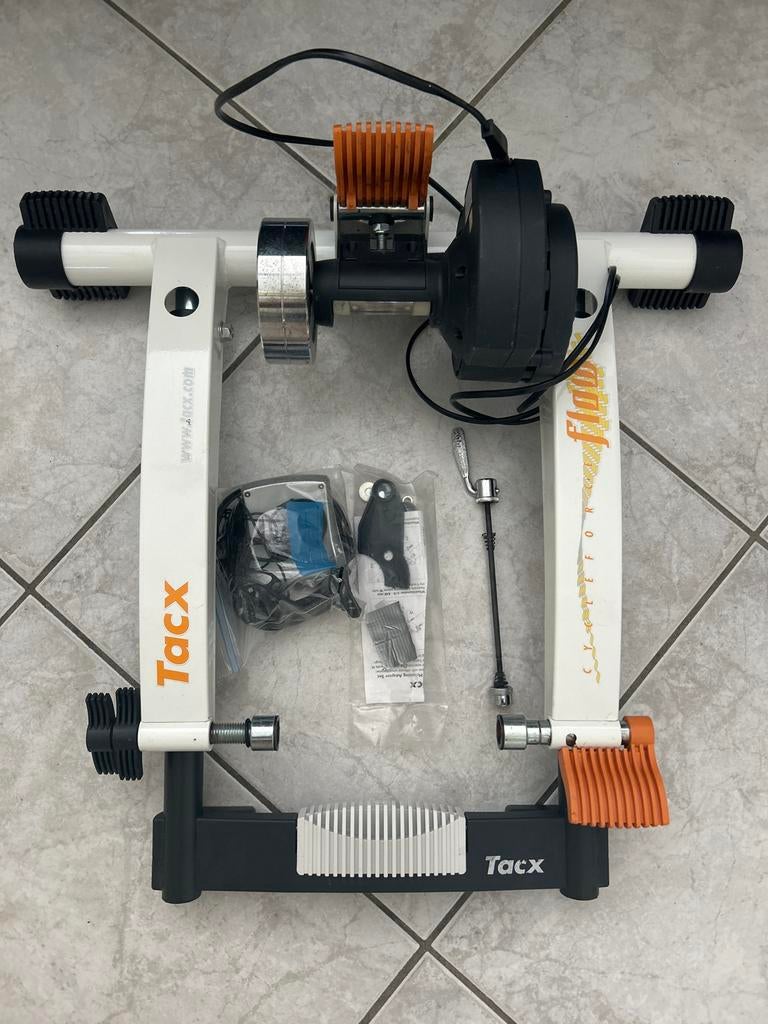 Tacx Flow Fietstrainer, Ophalen of Verzenden, Zo goed als nieuw, Overige typen