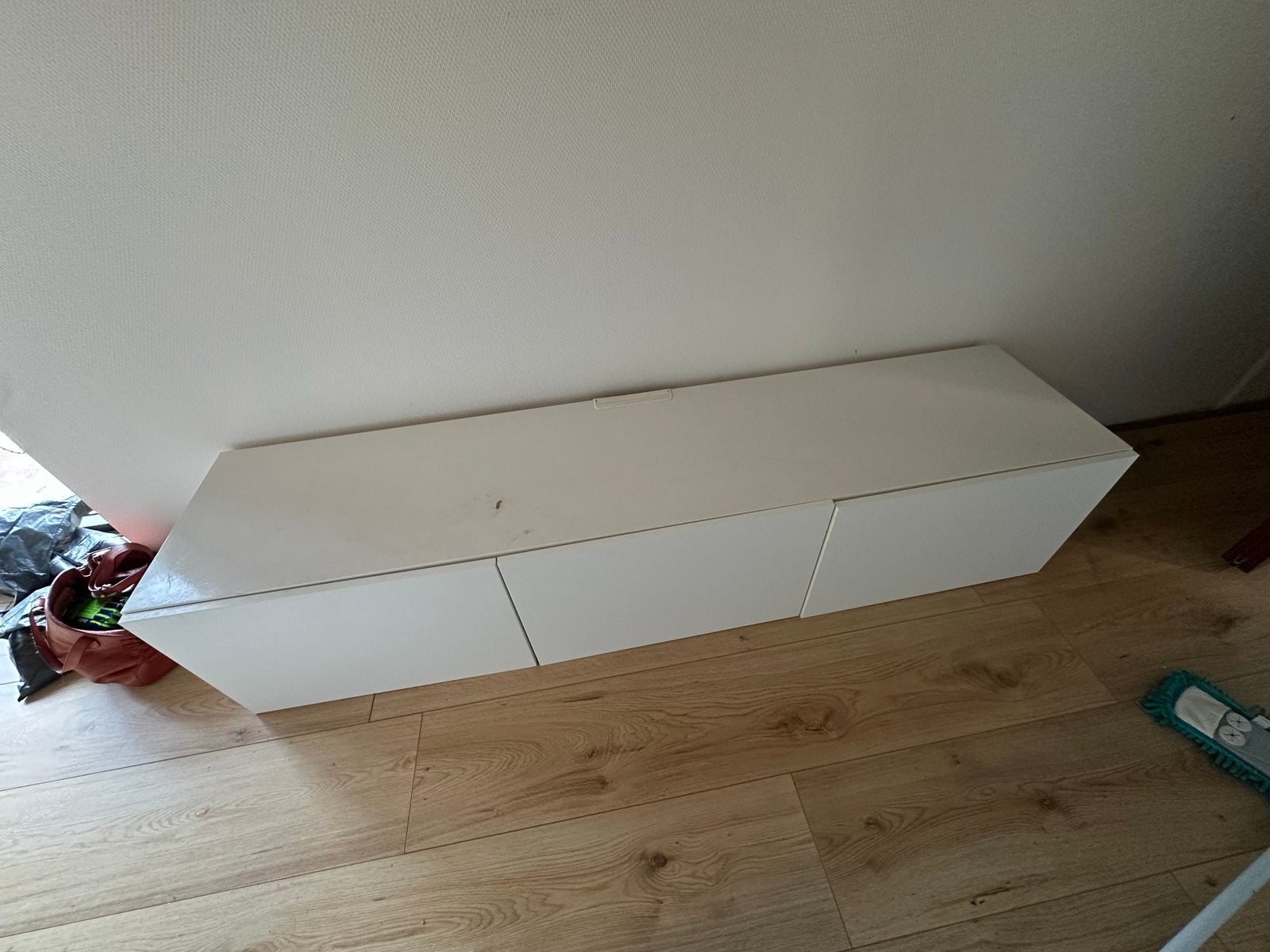 IKEA Besta Dressoir - Wit met 3 deuren, Huis en Inrichting, Ophalen, Kunststof, Gebruikt, 100 tot 150 cm