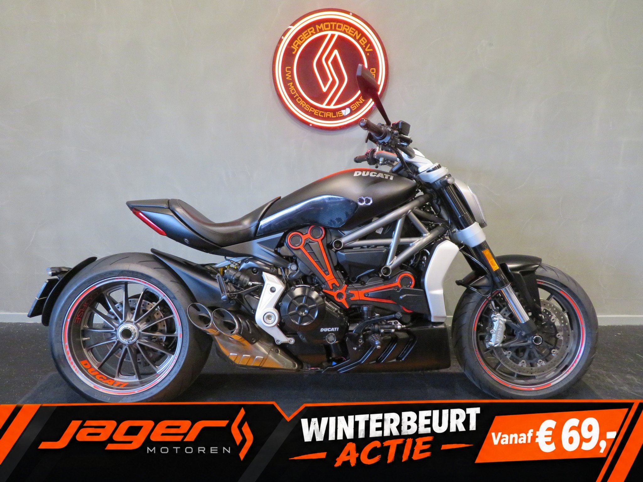 Ducati XDIAVEL X DIAVEL PERFECT! HISTORY (bj 2016), Motoren, Naked bike, Gebruikt, Bedrijf