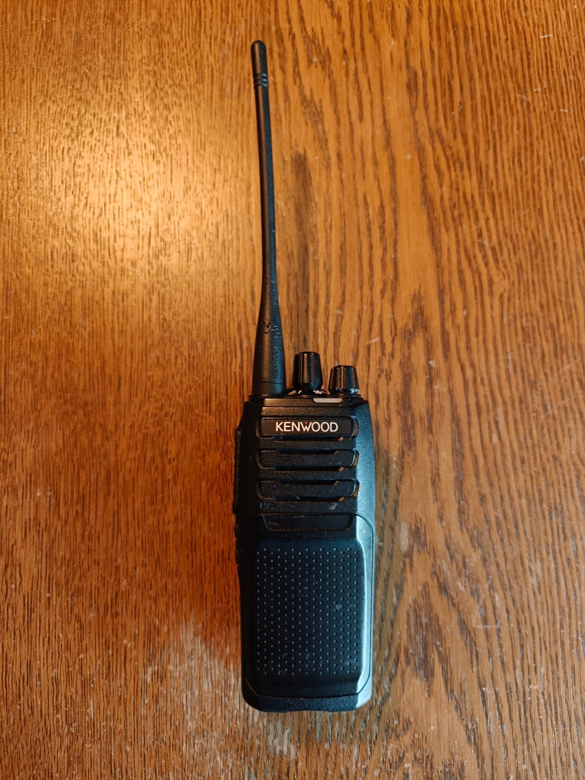 Kenwood NX-1300-E3 Portofoon - Professionele Communicatie, Ophalen of Verzenden, Gebruikt, Portofoon of Walkie-talkie, Met broekklem