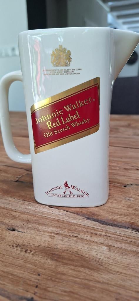 Johnnie Walker Red Label Whisky Water Jug, Wit, Aardewerk of Porselein, Ophalen of Verzenden, Zo goed als nieuw