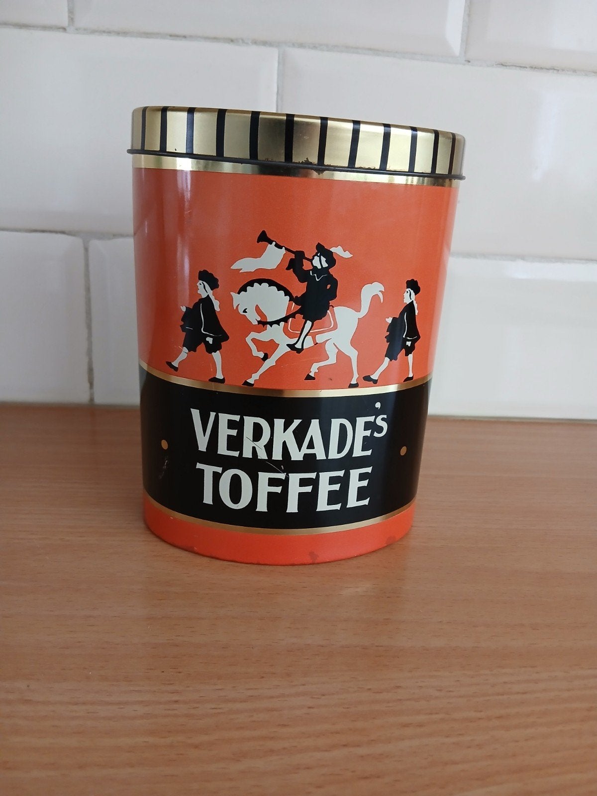 Vintage Verkade's Toffee Blik - Oranje met Historische Afb, Ophalen of Verzenden, Gebruikt, Koek(jes), Verkade